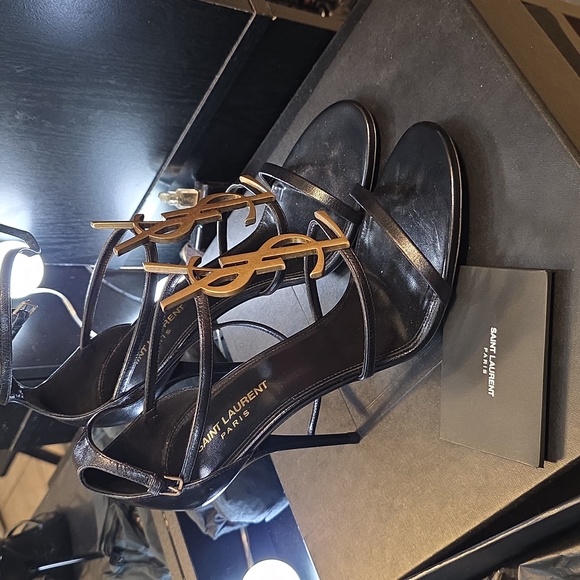 Saint Laurent Paris YSL Heels CASSANDRA 100 YSL (4 Inch heel) - Picture 10 of 11